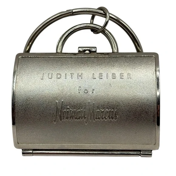 Neiman Marcus Butterfly Metal Purse Keychain Fob Pill Trinket Box Judith Leiber - Picture 3 of 16